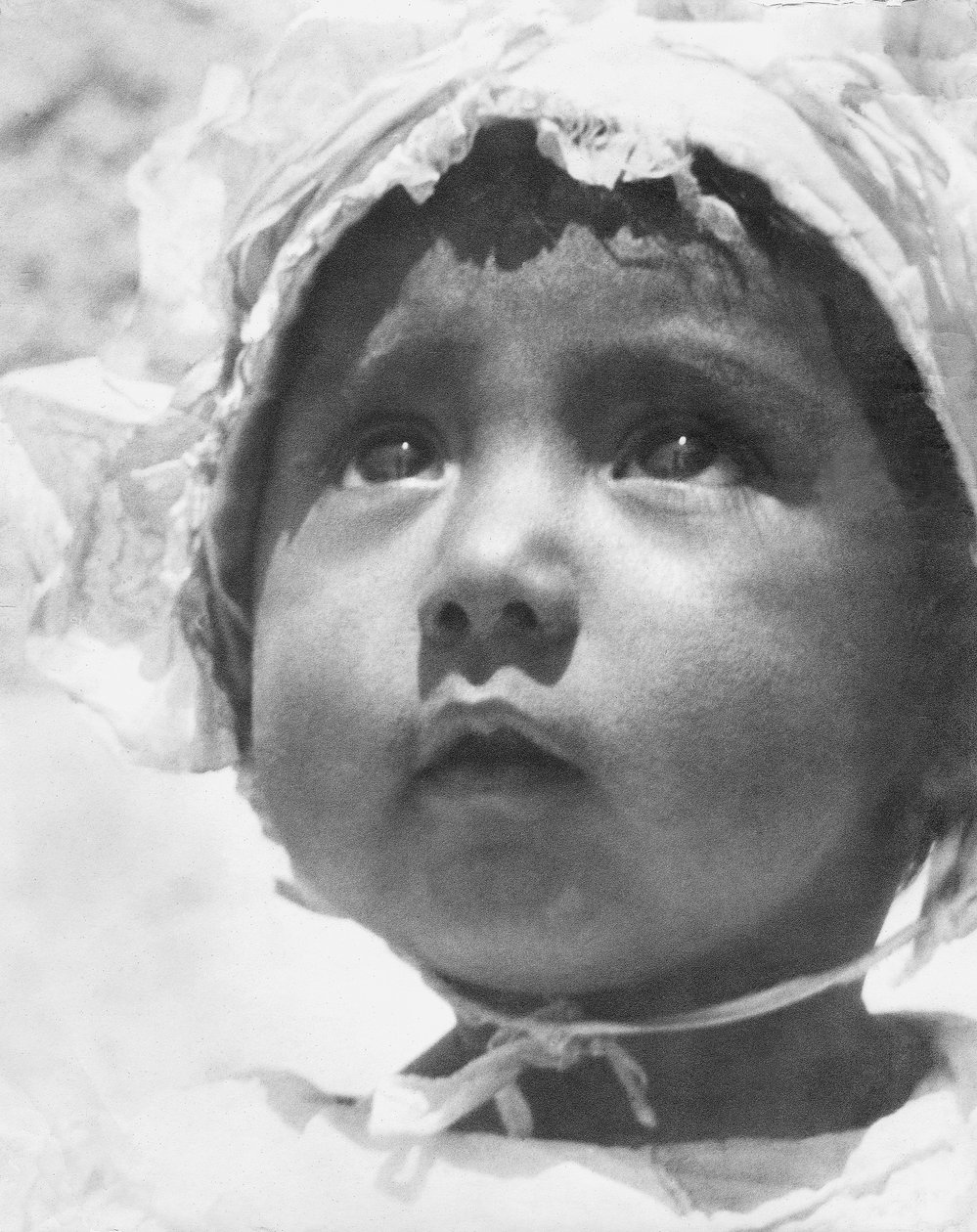 Lupe Rivera Marin, Erste Tochter von Diego Rivera und Lupe Marin, Mexiko-Stadt, 1924 von Tina Modotti