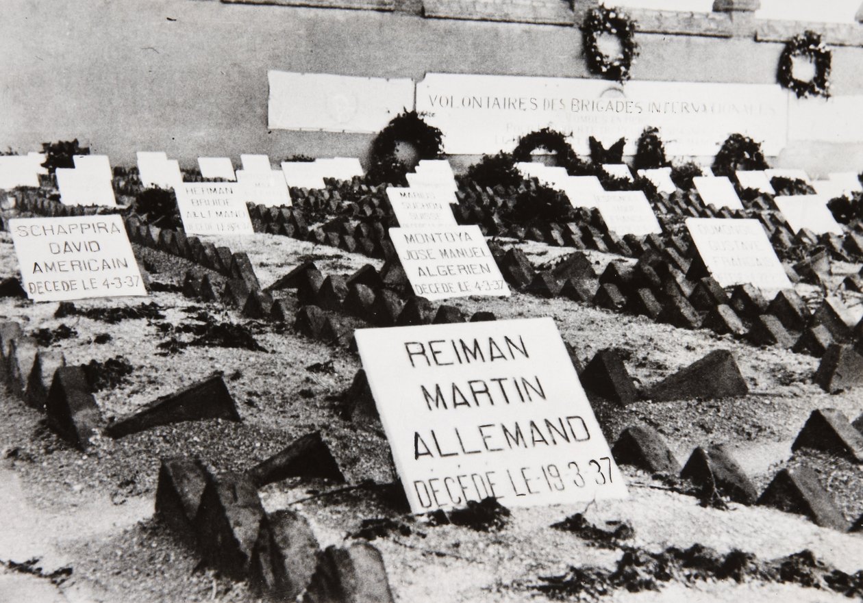Friedhof in Fuencarril, Spanien von Unbekannt Unbekannt