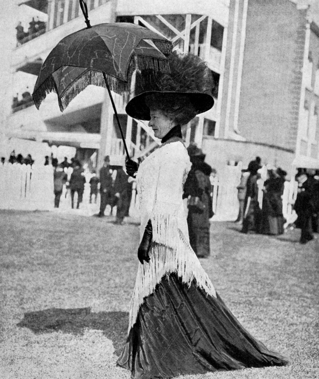 Ascot-Mode, 1913 1951 von Unbekannt