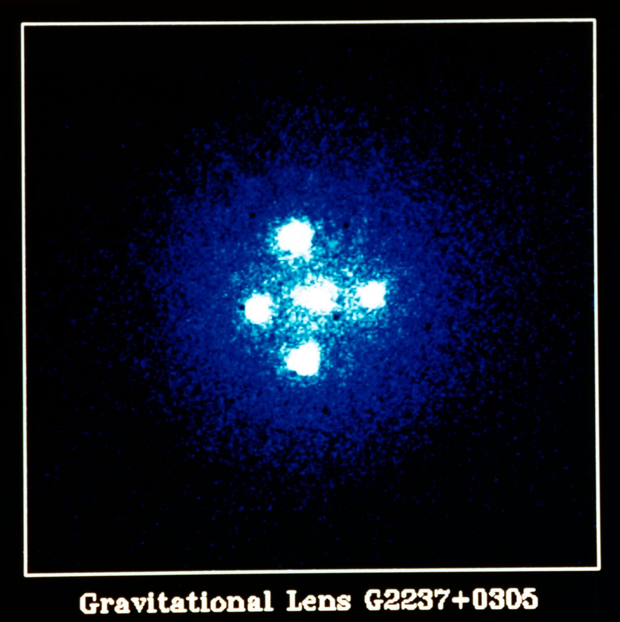 Gravitationslinse G2237+0305 von Unbekannt