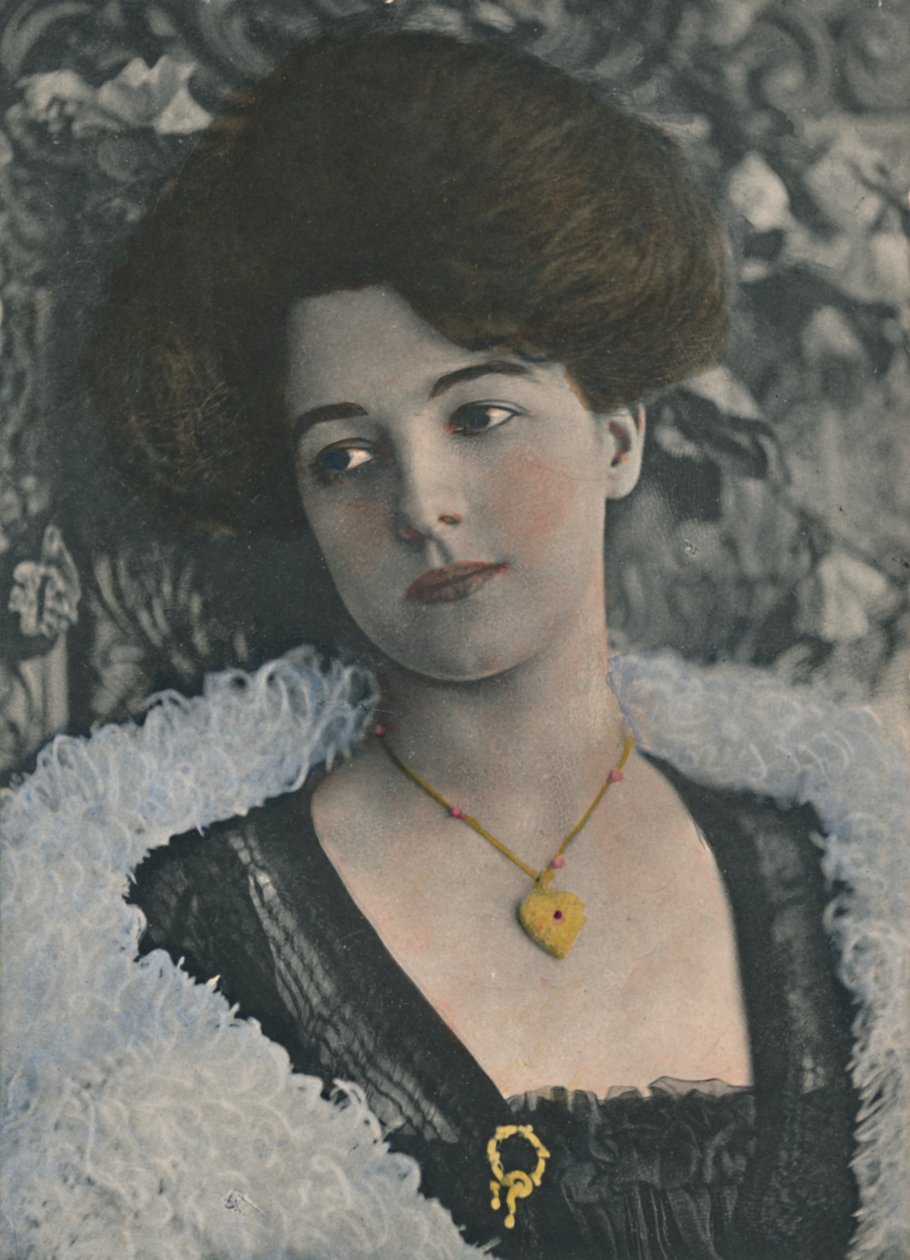 Miss Olive May, 1886-1947, um 1930 von Unbekannt