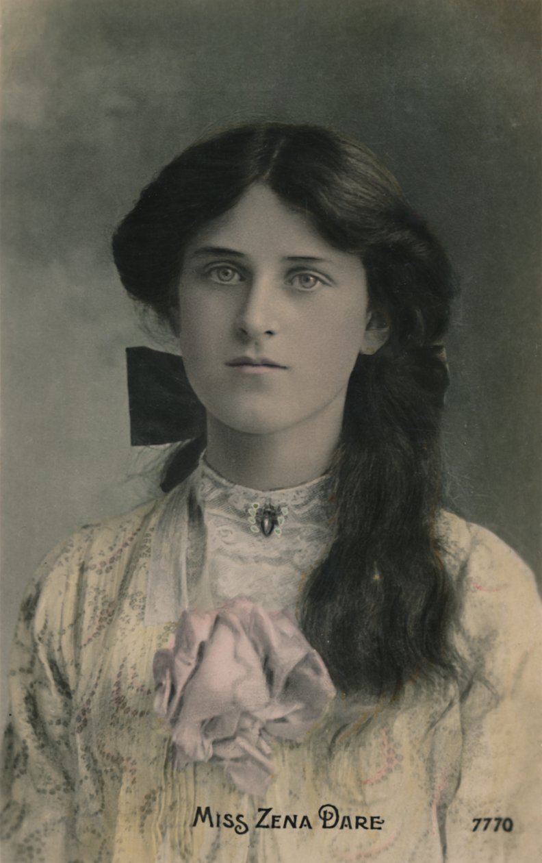 Miss Zena Dare, 1887-1975, um 1930 von Unbekannt