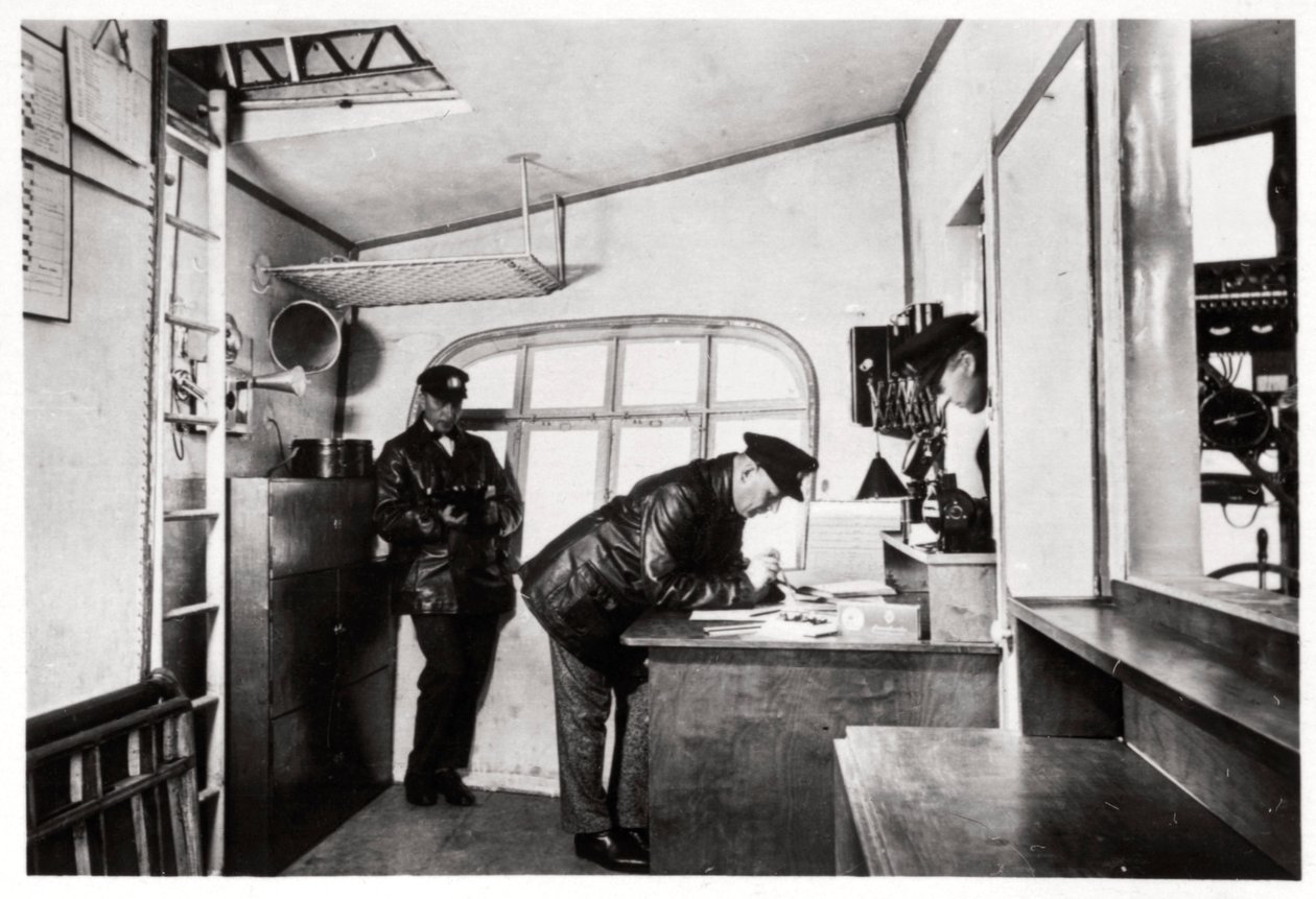 Navigationsraum, Zeppelin LZ 127 Graf Zeppelin von Unbekannt