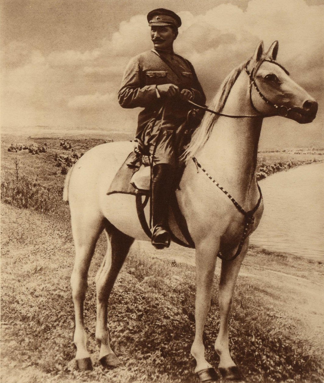 Porträt von Semyon Mikhailovich Budyonny 1883-1973 von Unbekannt