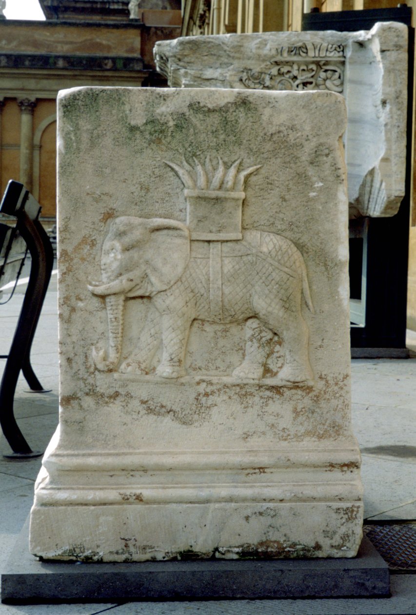 Römisches Relief eines Elefanten von Unbekannt