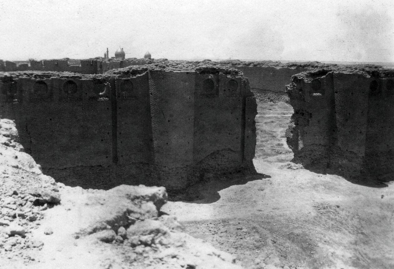 Stadt Samarra vom Malwiya-Turm, Mesopotamien, 1918 von Unbekannt