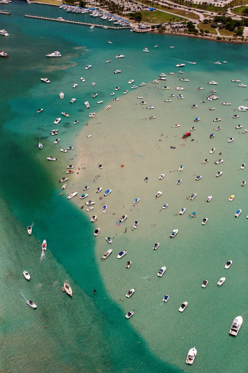 Luftaufnahme von Booten im Meer, Miami von Unbekannt Unbekannt