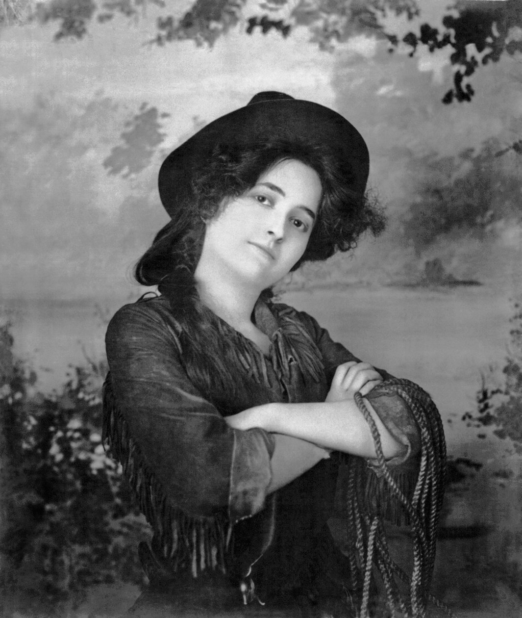 Porträt einer Cowgirl, Vereinigte Staaten, 1902 von Unbekannt Unbekannt
