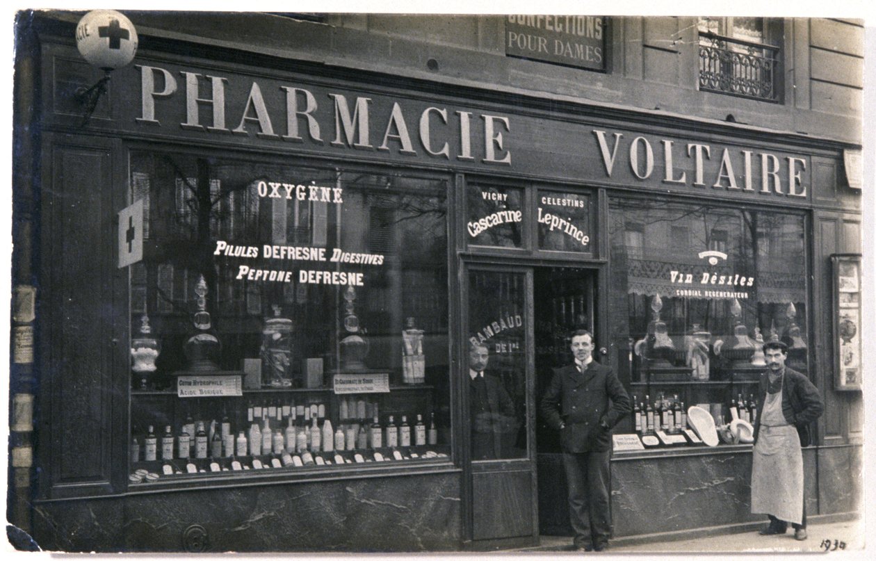 Apotheke in Paris von Unbekannter Künstler
