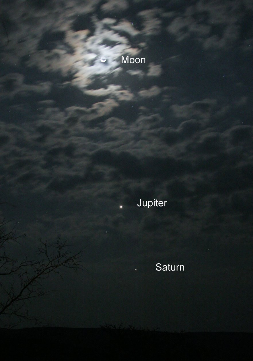 Der Mond, Jupiter und Saturn, 2005 von Unbekannt