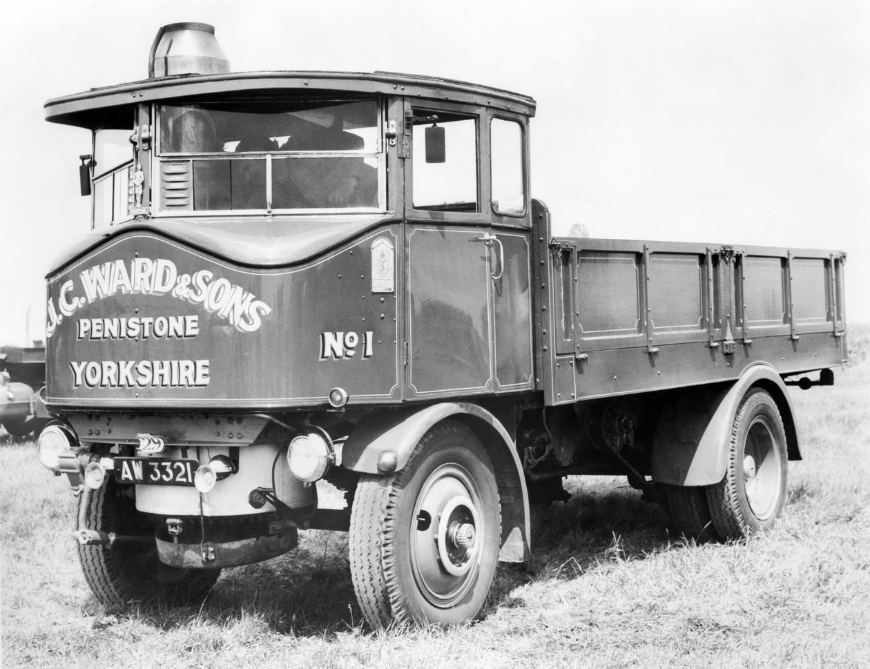 Vereinigtes Königreich: Ein Dampfwagen. um 1930 von Unbekannt