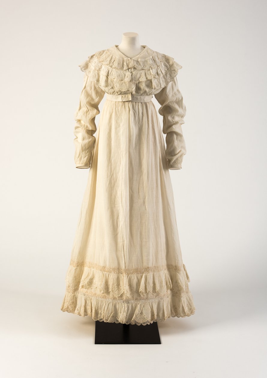 Weißes Baumwollkleid mit Cutwork-Stickerei und Spencer-Oberteil, 1815 von Unbekannt Unbekannt