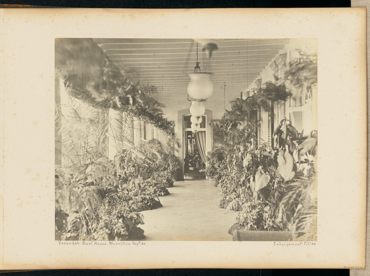 Veranda. Regierungshaus. Mauritius. von Unknown artist