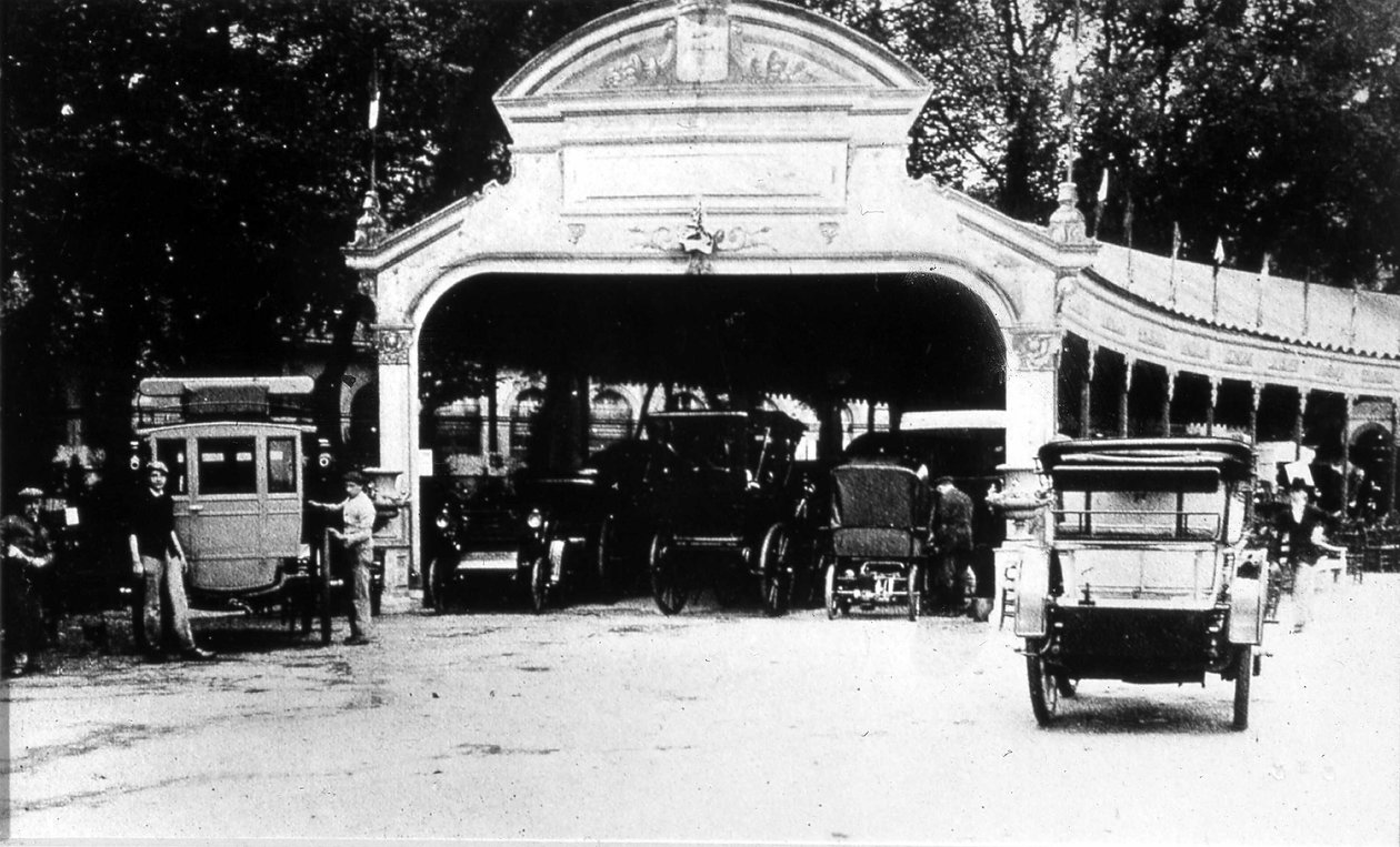 Automobilausstellung von Unknown photographer