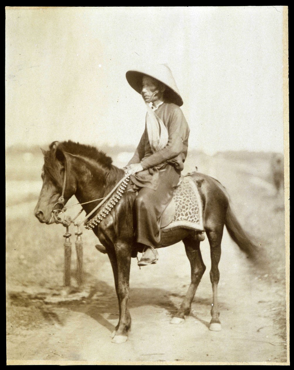 Vietnamesischer Reiter, Ende des 19. Jahrhunderts von Unknown photographer