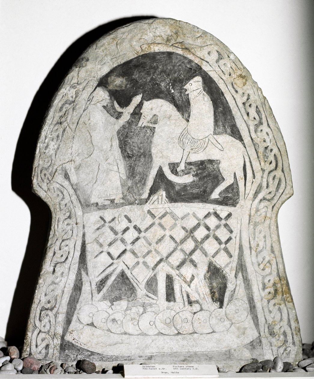 Runenstein mit einem Reiter, 7.-8. Jahrhundert von Viking