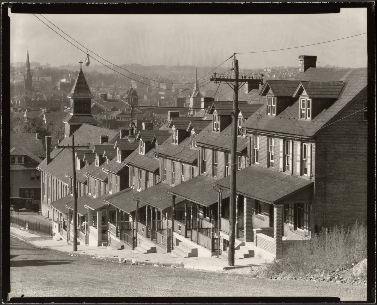 Zweifamilienhäuser in Bethlehem, Pennsylvania von Walker Evans
