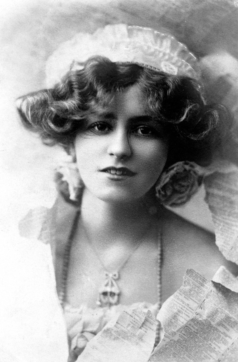 Gabrielle Ray, englische Schauspielerin von WandD Downey