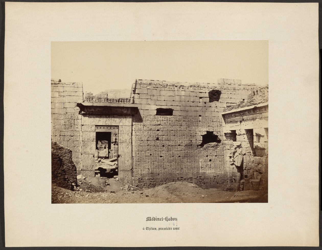 Medinet-Habou, Theben, erster Hof von Wilhelm Hammerschmidt