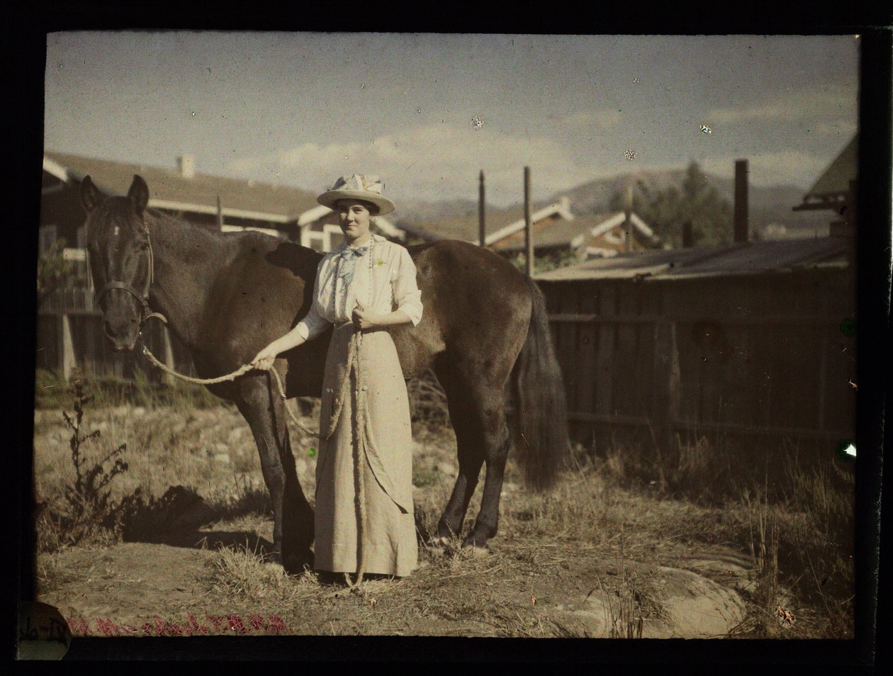 Madaline Bradbury und Chiketa, Santa Barbara, um 1915 von Frederick (attr. to) Barnard