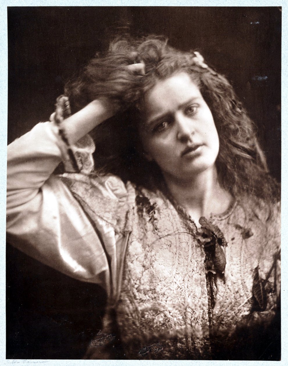Ophelia [Emily Peacock] von Frederick (attr. to) Barnard