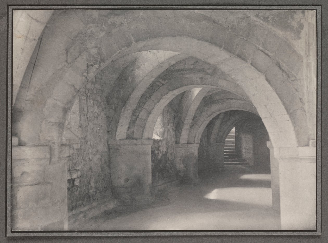 Triforium in der Krypta der Kathedrale von Gloucester von John Pardon