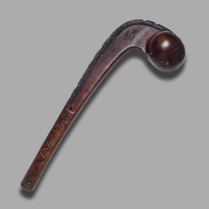 Keulenkeule mit Kugelkopf (Holz und Messing)