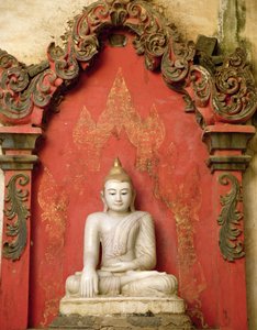 Sitzender Buddha in Meditation