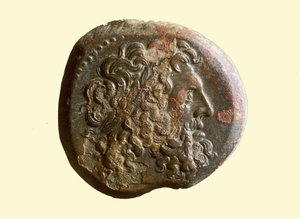 Hellenistische Münze mit dem Kopf des Zeus