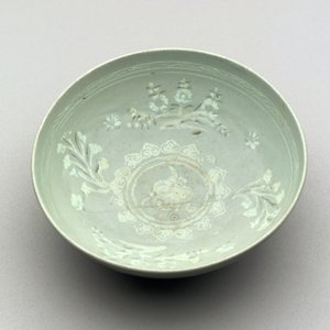 Schale mit Celadonglasur, 1250-1350 (Keramik)