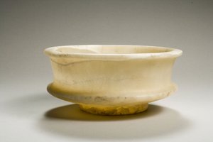 Tazza, 18.-19. Dynastie, 1540-1186 v. Chr. (Alabaster)