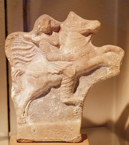Statue eines parthischen Reiters