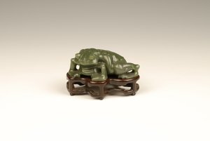 Krötenstatuette (Jade)