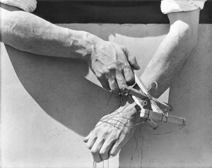 Hände des Puppenspielers, 1929
