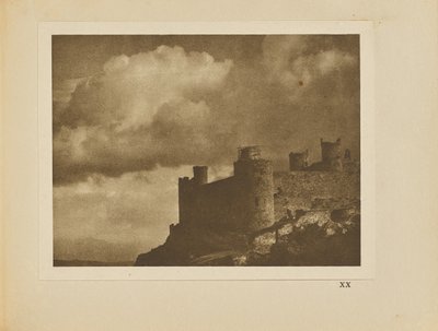 Wolken und das Schloss von Alvin Langdon Coburn