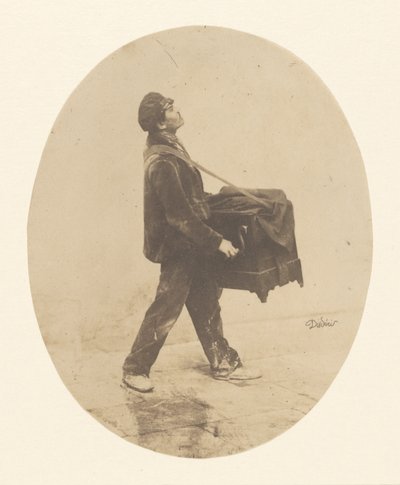 Der Leierkastenmann von Andre Adolphe Eugene Disderi