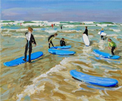 Blaue Surfbretter, Bude, 2019 von Andrew Macara
