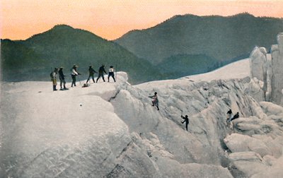 Überquerung eines Gletschers, Mount Rainier, um 1916 von Asahel Curtis