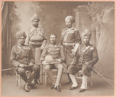 Indische Ordonnanzoffiziere des Königs, 1906 von Carl Vandyk