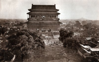 Der Druim-Turm, Peking von Donald Mennie