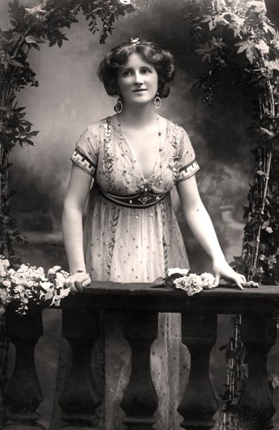 Nina Sevening, Schauspielerin, 1900er Jahre von Dover Street Studios