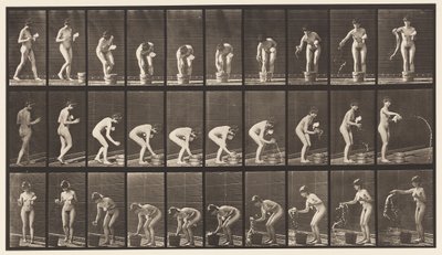 Tafel 440. Bücken und Glas ausspülen von Eadweard Muybridge