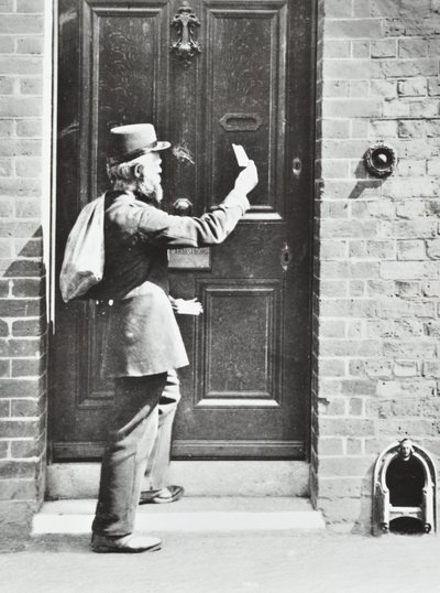 Postbote in King William Walk, Greenwich, 1885 von English Photographer