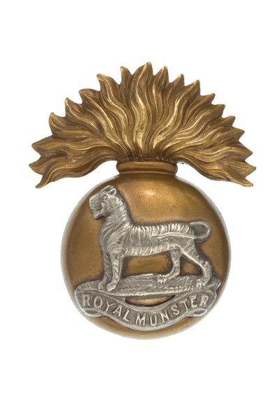 Mützenabzeichen von English School