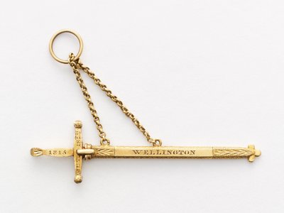 Miniatur-Gedenkschwert (Holz & Gold) von English School