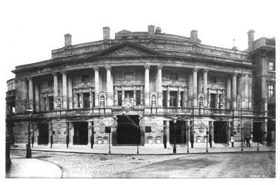 Queens Hall in Langham Place, London, 1896 von English School