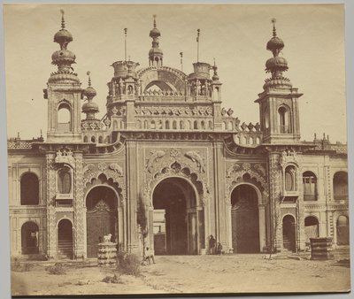 Das große Tor des Kasierbagh von Felice A. Beato