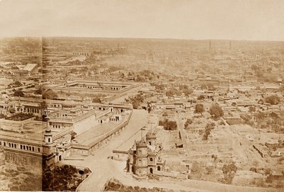 Gesamtansicht von Husainabad von Felice Beato