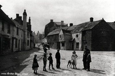 Northam Village, 1890 von Francis Frith