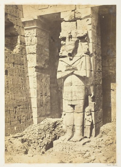 Osiride-Säulen in Medinet-Haboo, ca. 1857 von Francis Frith